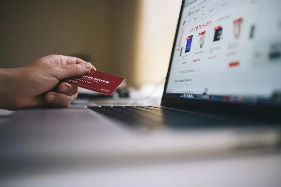 Come aprire un e-commerce di abbigliamento