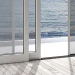 Zanzariere ed animali domestici: le soluzioni specifiche