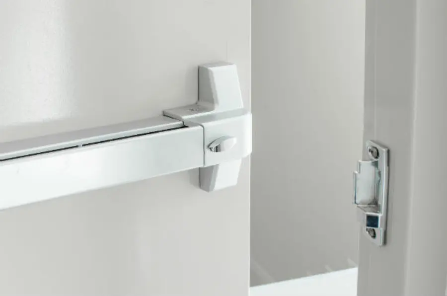 Quando una porta tagliafuoco ci può salvare la vita