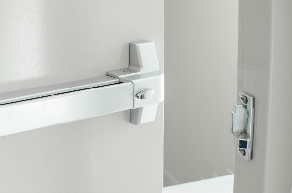 Quando una porta tagliafuoco ci può salvare la vita