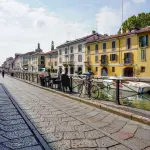 Milano oltre i luoghi comuni: una città che si scopre camminando
