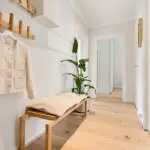 Come arredare un ingresso stretto davvero