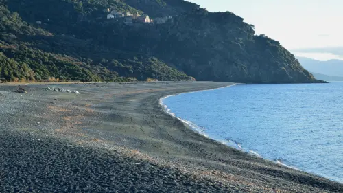 Spiaggia Nera di Maratea: dove si trova e come arrivarci