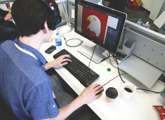 Meglio scegliere una tipografia online o una del territorio dove si lavora? tipografia