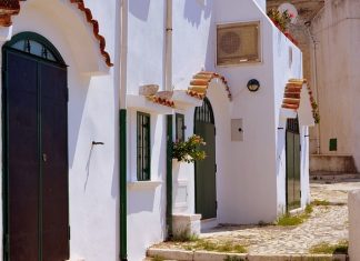 Come organizzare le vacanze in Puglia torre lapillo